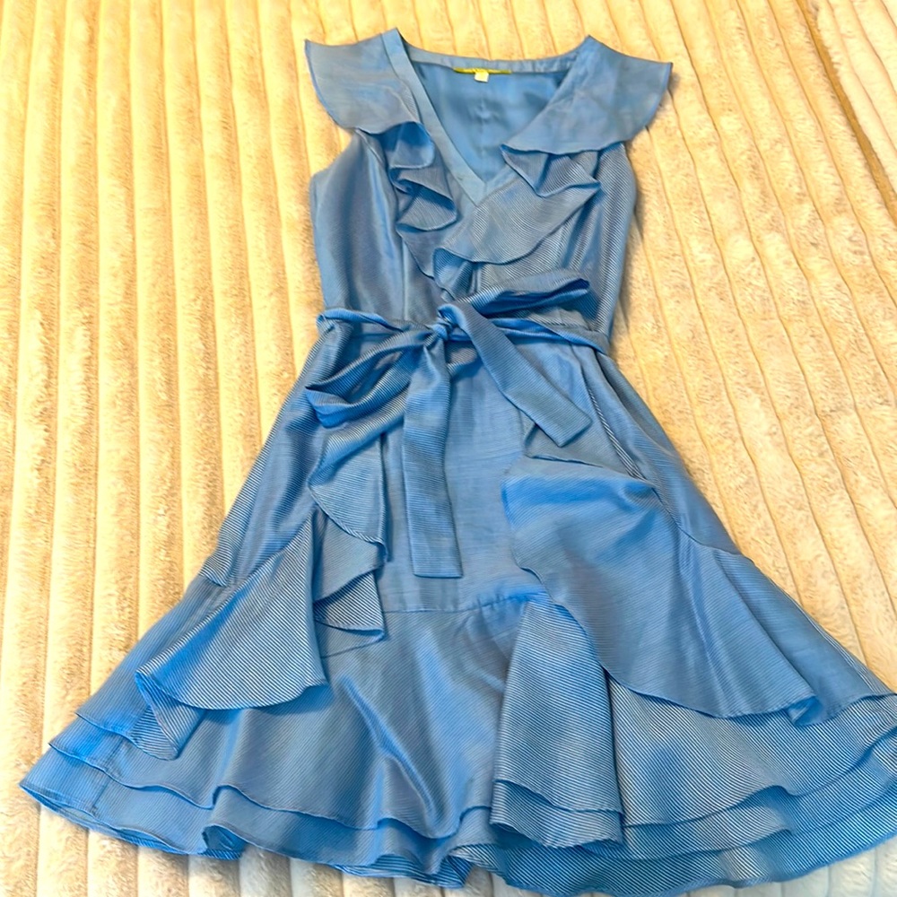Blue dress